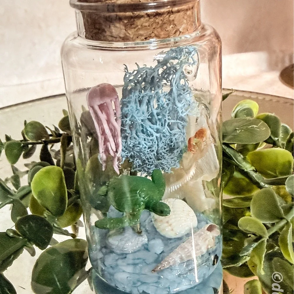 Jellyfish with Turtle Glowing Aquarium